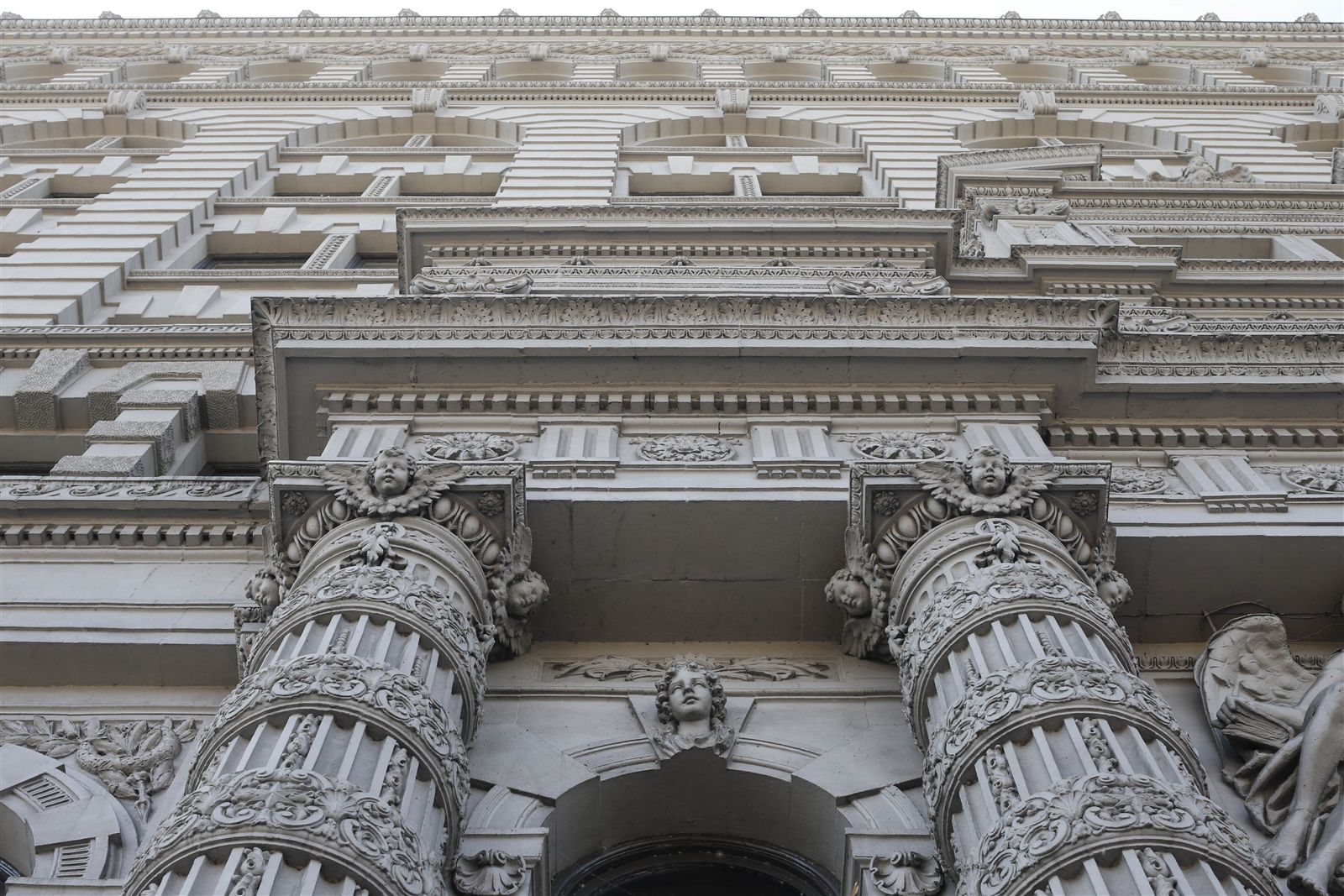 A Closer Look: Ellicott Square Building